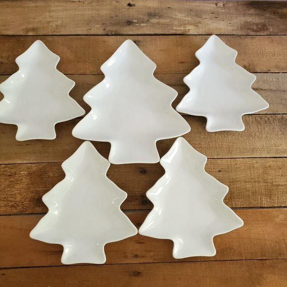 White ceramic appetizer and serving plates - Picture 1 of 9